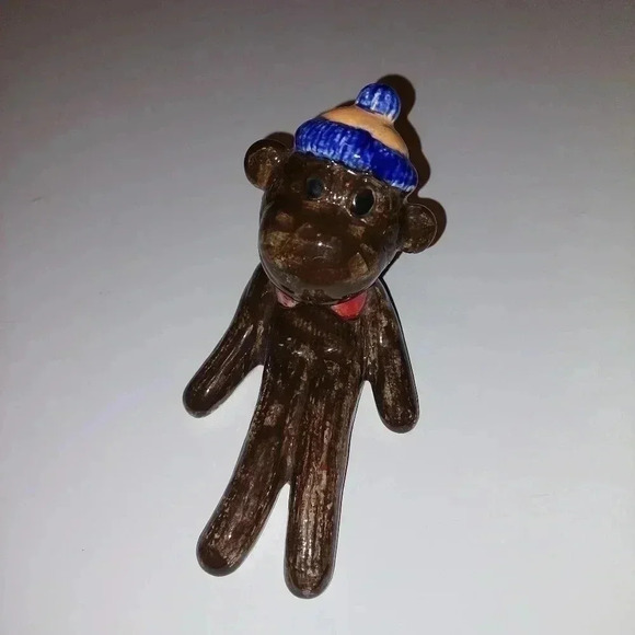 Sock Monkey painted Ceramic Statue With Hat - Picture 2 of 5